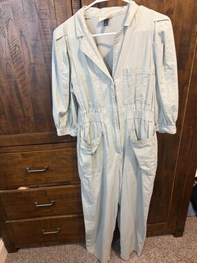 Universal Thread Light Sage Collared Shirt